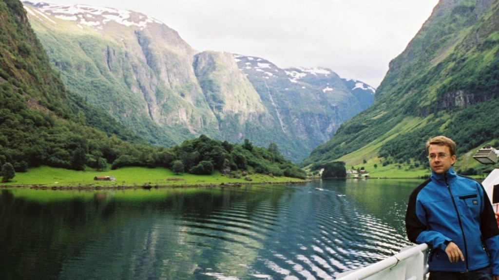 Crucero por el Nærøyfjord desde Gudvangen