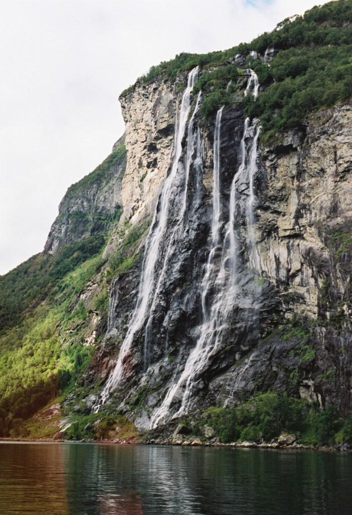 Cascada de las 7 hermanas