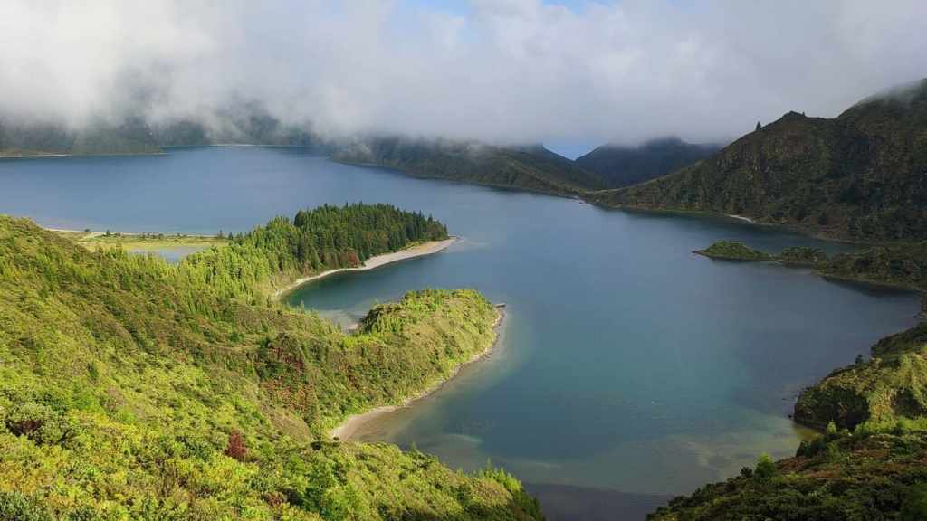 Miradouro Lagoa do Fogo. Praia de Lagoa de Fogo. Azores con niños.