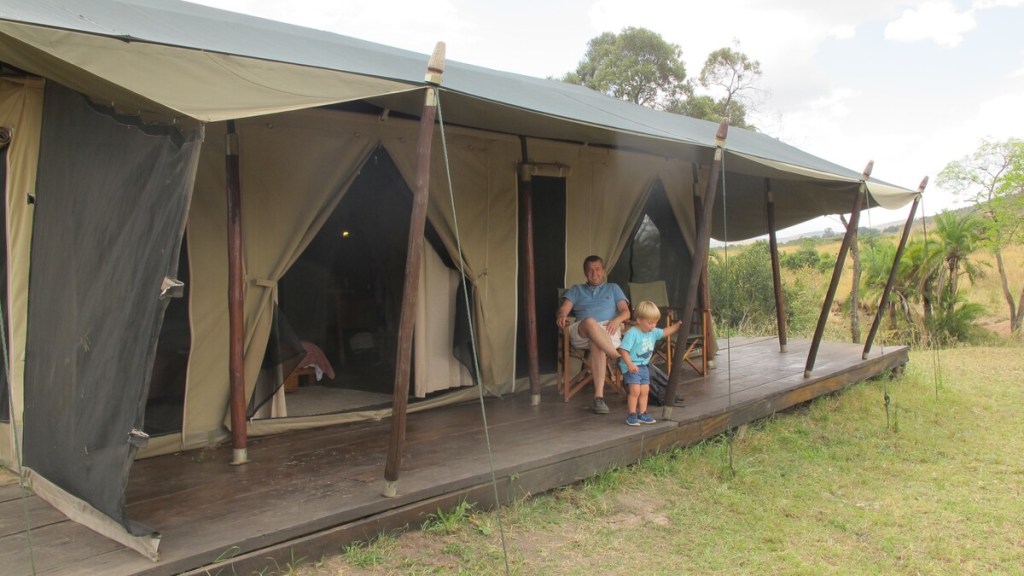 Campamento con tiendas de lujo en Masai Mara. Cheetah Tented Camp.